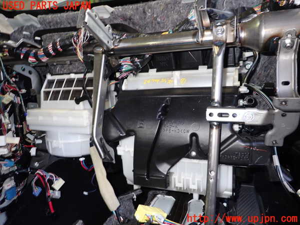 2UPJ-26746081]アウトランダーPHEV(GG2W)エバポレーター1 中古_m0001.jpg