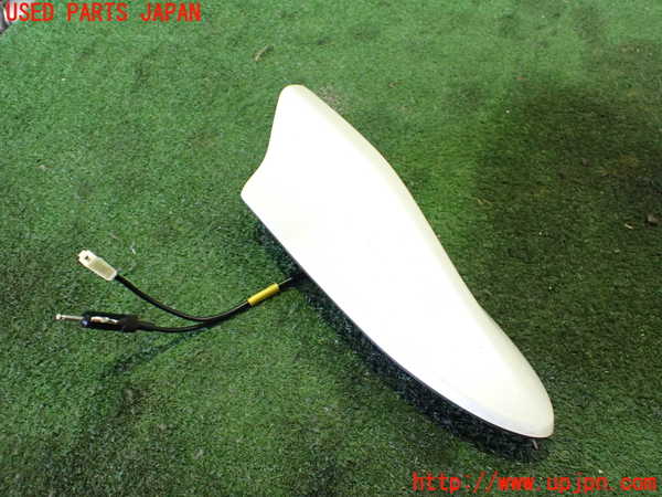 2UPJ-26746550]アウトランダーPHEV(GG2W)アンテナ 中古_m0001.jpg