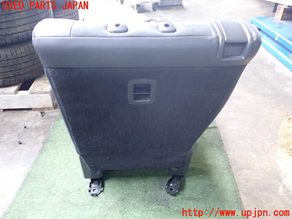 2UPJ-26747145]アウトランダーPHEV(GG2W)右2列目シート 中古_m0004.jpg