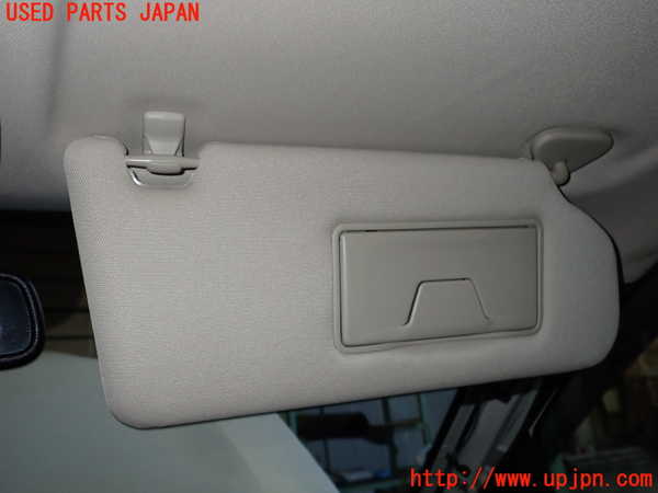 2UPJ-26747625]アウトランダーPHEV(GG2W)室内サンバイザー右側 中古_m0002.jpg