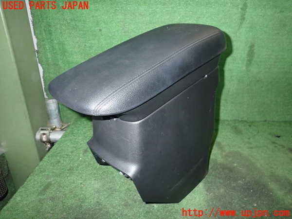 2UPJ-26747540]アウトランダーPHEV(GG2W)センターコンソール 中古_m0001.jpg