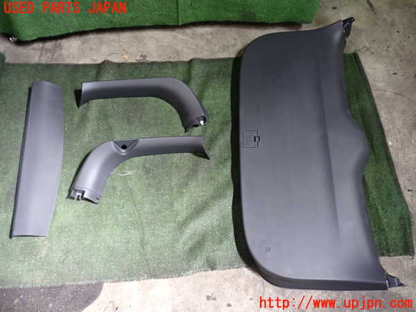 2UPJ-26741578]アウトランダーPHEV(GG2W)バックドア内張り 中古_m0001.jpg