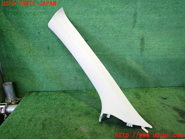 2UPJ-26747660]アウトランダーPHEV(GG2W)左フロントピラートリム 中古_m0001.jpg