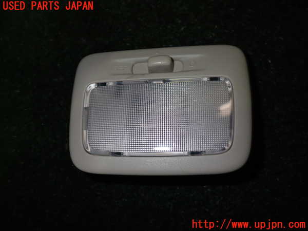 2UPJ-26746413]アウトランダーPHEV(GG2W)ルームランプ3 (ラゲッジ真中) 中古_m0001.jpg