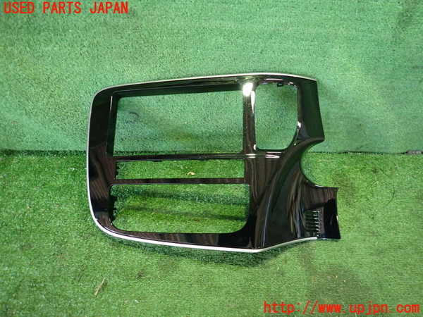 2UPJ-26747691]アウトランダーPHEV(GG2W)内装トリム類1 中古_m0001.jpg