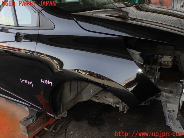5UPJ-26751080]ルノー・ルーテシア(RM5M1)右前フェンダー 中古_m0001.jpg