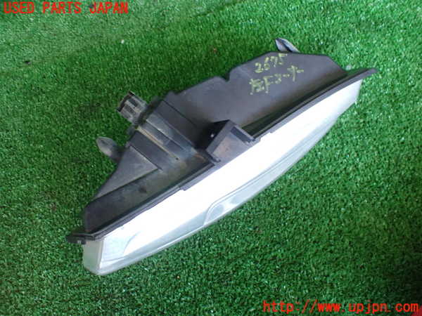 2UPJ-26751152]ルノー・ルーテシア(RM5M1)左コーナーランプ 中古_m0002.jpg