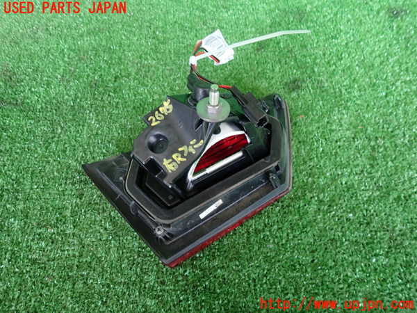 5UPJ-26751550]ルノー・ルーテシア(RM5M1)右リアフィニッシャー 中古_m0002.jpg