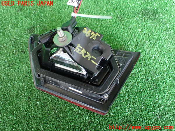 2UPJ-26751552]ルノー・ルーテシア(RM5M1)左リアフィニッシャー 中古_m0002.jpg
