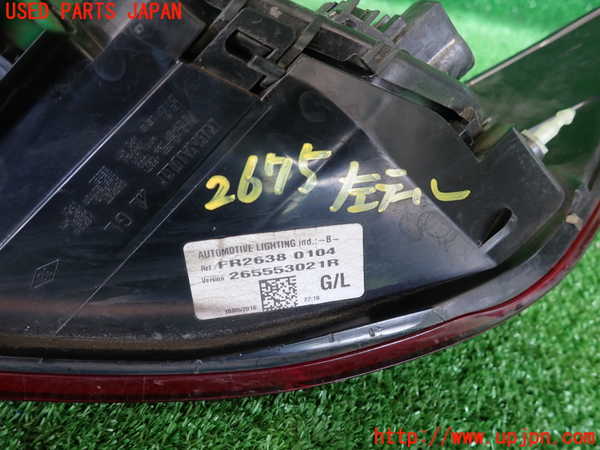 2UPJ-26751536]ルノー・ルーテシア(RM5M1)左テールランプ 中古_m0004.jpg