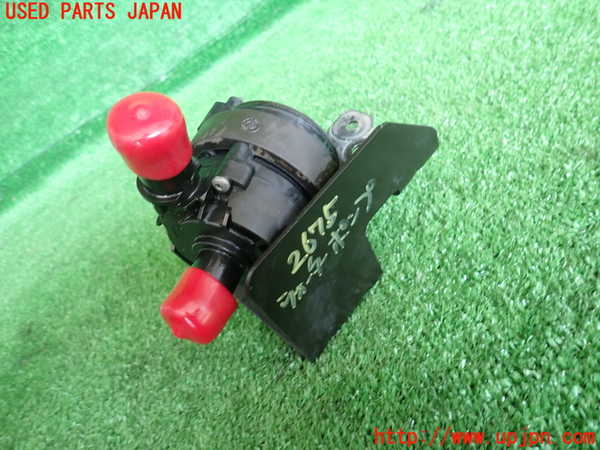 2UPJ-26752110]ルノー・ルーテシア(RM5M1)ウォーターポンプ 中古_m0001.jpg