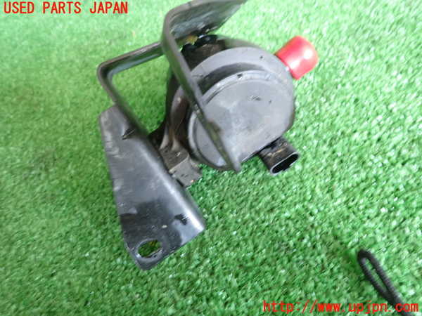 2UPJ-26752110]ルノー・ルーテシア(RM5M1)ウォーターポンプ 中古_m0003.jpg