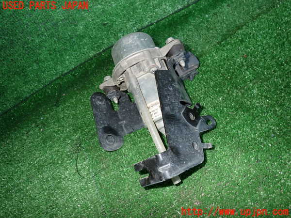 2UPJ-26752580]ルノー・ルーテシア(RM5M1)バキュームポンプ 中古_m0002.jpg