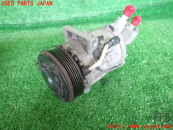 2UPJ-26756025]ルノー・ルーテシア(RM5M1)エアコンコンプレッサー 中古_m0001.jpg