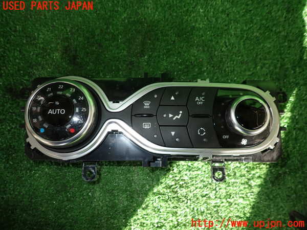 2UPJ-26756066]ルノー・ルーテシア(RM5M1)エアコンスイッチ1 中古_m0001.jpg