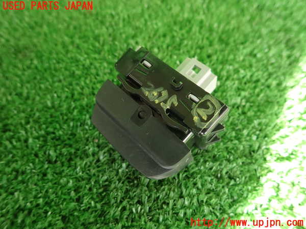 2UPJ-26756307]ルノー・ルーテシア(RM5M1)スイッチ2 (クリアランスソナー) 中古_m0002.jpg
