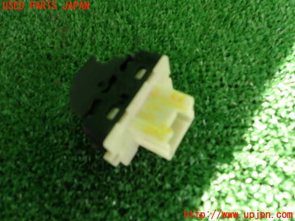2UPJ-26756245]ルノー・ルーテシア(RM5M1)左前パワーウィンドウスイッチ 中古_m0002.jpg