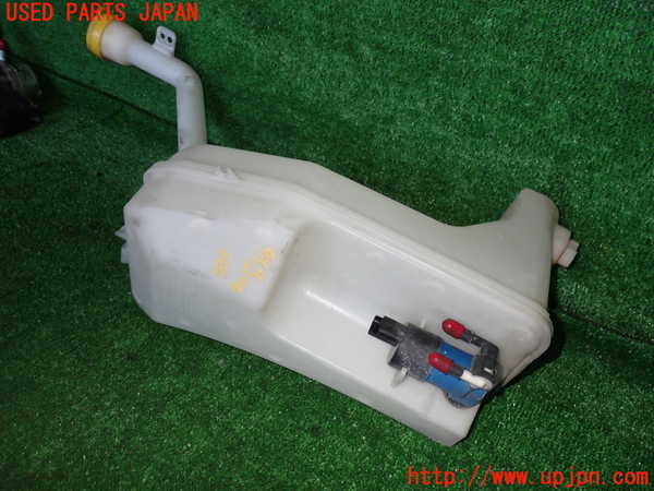 2UPJ-26756791]ルノー・ルーテシア(RM5M1)ウォッシャータンク1 中古_m0002.jpg