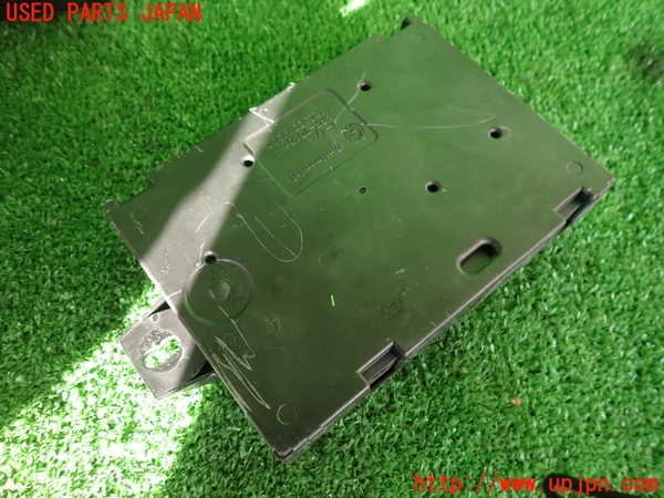 2UPJ-26756148]ルノー・ルーテシア(RM5M1)コンピューター3 (284B18663R) 中古_m0002.jpg
