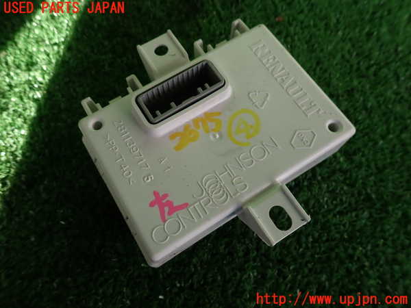 2UPJ-26756149]ルノー・ルーテシア(RM5M1)コンピューター4 (283467937R) 中古_m0001.jpg