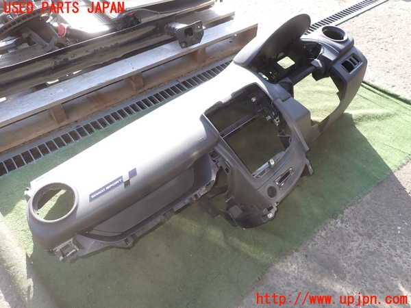2UPJ-26757505]ルノー・ルーテシア(RM5M1)ダッシュボード 中古_m0002.jpg