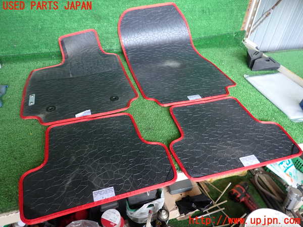 2UPJ-26757800]ルノー・ルーテシア(RM5M1)フロアマット 中古_m0003.jpg