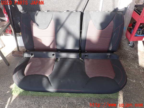 2UPJ-26757385]ルノー・ルーテシア(RM5M1)リアシート 中古_m0001.jpg