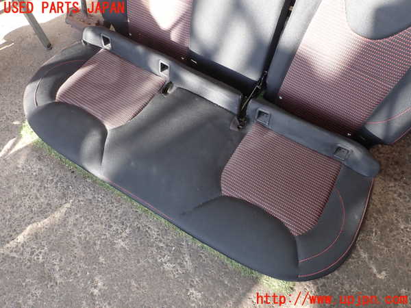 2UPJ-26757385]ルノー・ルーテシア(RM5M1)リアシート 中古_m0003.jpg