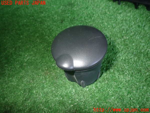 2UPJ-26757821]ルノー・ルーテシア(RM5M1)灰皿1 中古_m0001.jpg