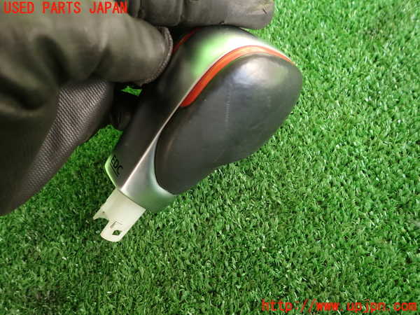 2UPJ-26757570]ルノー・ルーテシア(RM5M1)シフトノブ 中古_m0002.jpg