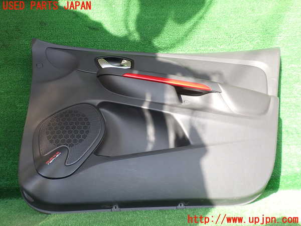 2UPJ-26751234]ルノー・ルーテシア(RM5M1)右前ドア内張り 中古_m0001.jpg