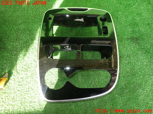 2UPJ-26757691]ルノー・ルーテシア(RM5M1)内装トリム類1 中古_m0001.jpg