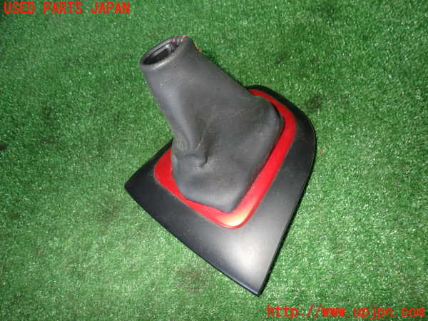2UPJ-26757575]ルノー・ルーテシア(RM5M1)シフトブーツ 中古_m0002.jpg