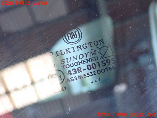 5UPJ-26771380]アバルト・595(31214T)右クォーターガラス 43R-001595 中古_m0002.jpg