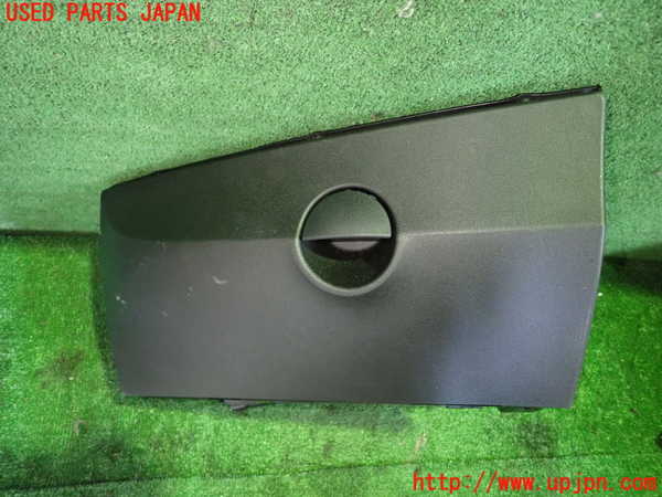 5UPJ-26777516]アバルト・595(31214T)グローブボックス1 中古_m0001.jpg