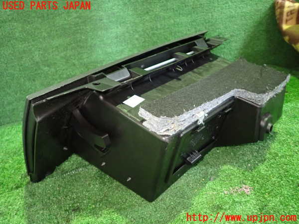 5UPJ-26777516]アバルト・595(31214T)グローブボックス1 中古_m0004.jpg