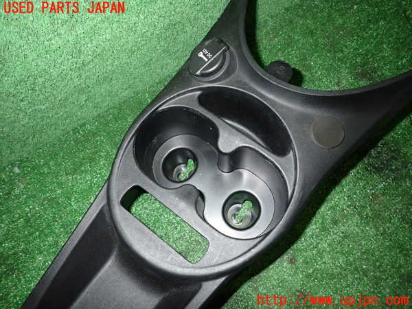 5UPJ-26777540]アバルト・595(31214T)センターコンソール 中古_m0002.jpg