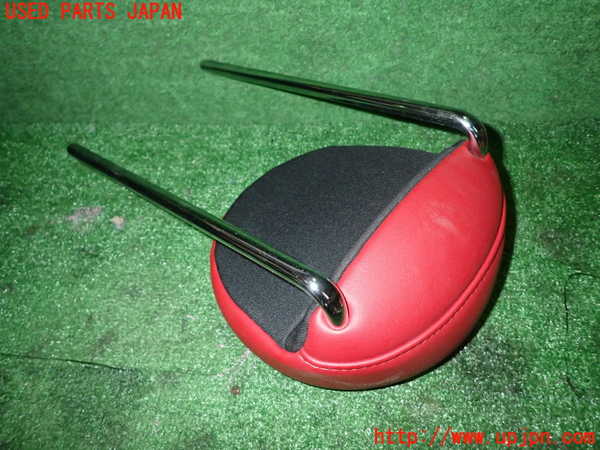5UPJ-26777150]アバルト・595(31214T)右2列目ヘッドレスト 中古_m0003.jpg
