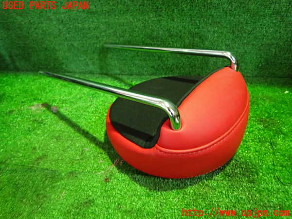 5UPJ-26777180]アバルト・595(31214T)左2列目ヘッドレスト 中古_m0003.jpg