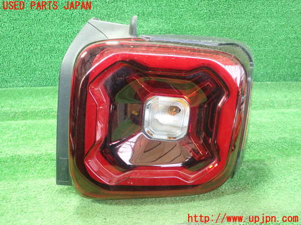 1UPJ-26781530]ジープ・レネゲード(BV13PM)右テールランプ 中古_m0001.jpg