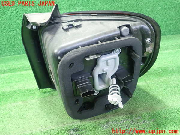 1UPJ-26781536]ジープ・レネゲード(BV13PM)左テールランプ 中古_m0003.jpg