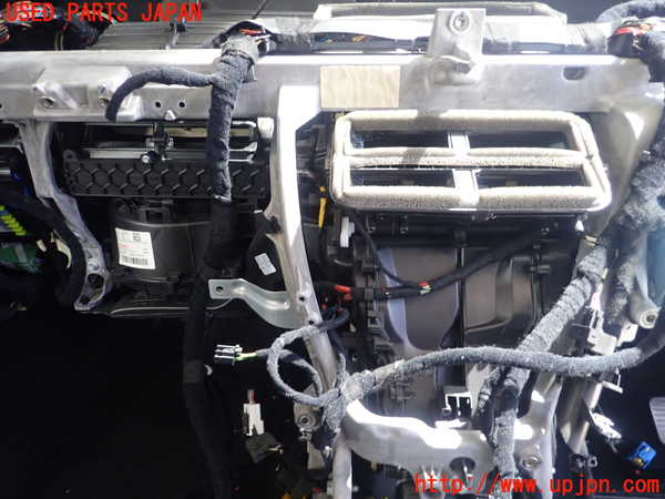 5UPJ-26786081]ジープ・レネゲード(BV13PM)エバポレーター1 中古_m0001.jpg