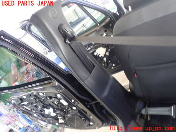 1UPJ-26787670]ジープ・レネゲード(BV13PM)左センターピラートリム 中古_m0001.jpg