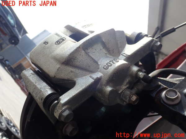 2UPJ-26794080]CX-5(KFEP)右フロントキャリパー 中古_m0002.jpg