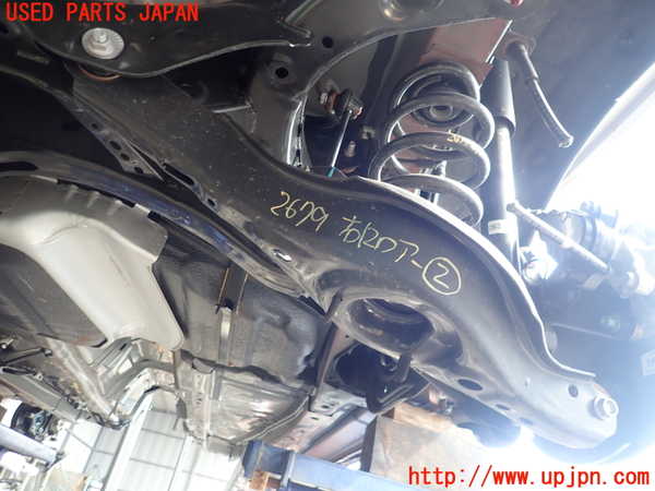 2UPJ-26795205]CX-5(KFEP)右リアロアアーム2 中古_m0001.jpg