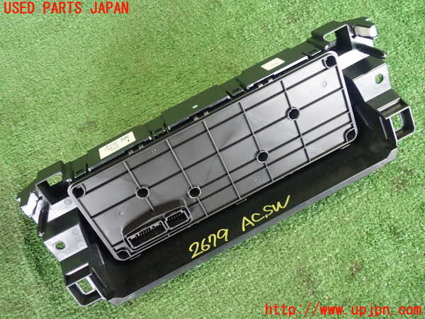 2UPJ-26796066]CX-5(KFEP)エアコンスイッチ1 中古_m0002.jpg