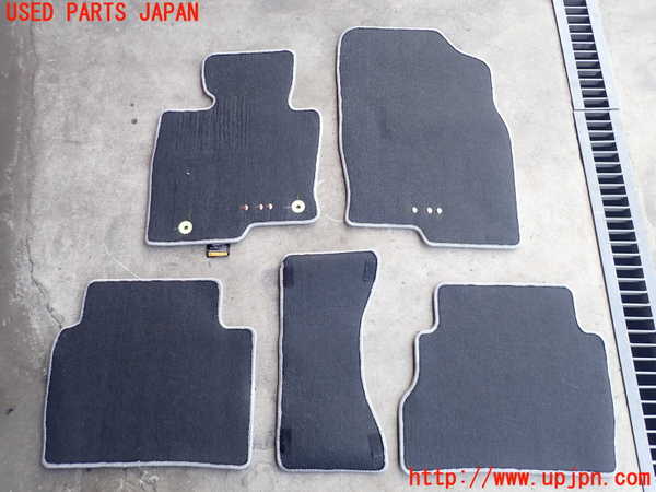 2UPJ-26797800]CX-5(KFEP)フロアマット 中古_m0002.jpg