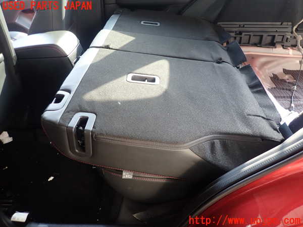 2UPJ-26797385]CX-5(KFEP)リアシート 中古_m0005.jpg