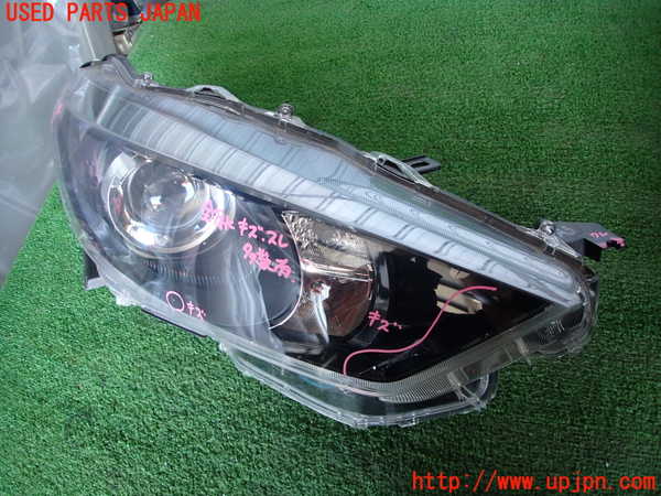 2UPJ-26801132]ヤリス(YARIS) ハイブリッド(MXPH15)左ヘッドライト ハロゲン 【ジャンク品】 中古_m0001.jpg