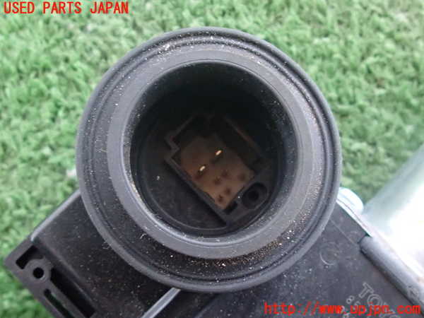 2UPJ-26801236]ヤリス(YARIS) ハイブリッド(MXPH15)右前レギュレーターモーター 中古_m0004.jpg